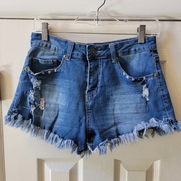 Jean shorts - Picture 1 of 3